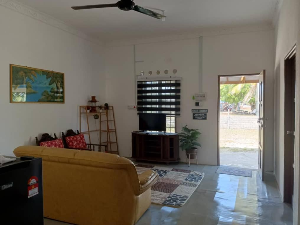 Homestay Lembah Tambunan Kampong Nail Ngoại thất bức ảnh